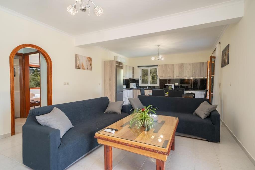 סבורונטה Afroditi Holiday Home- Green View Apartment מראה חיצוני תמונה