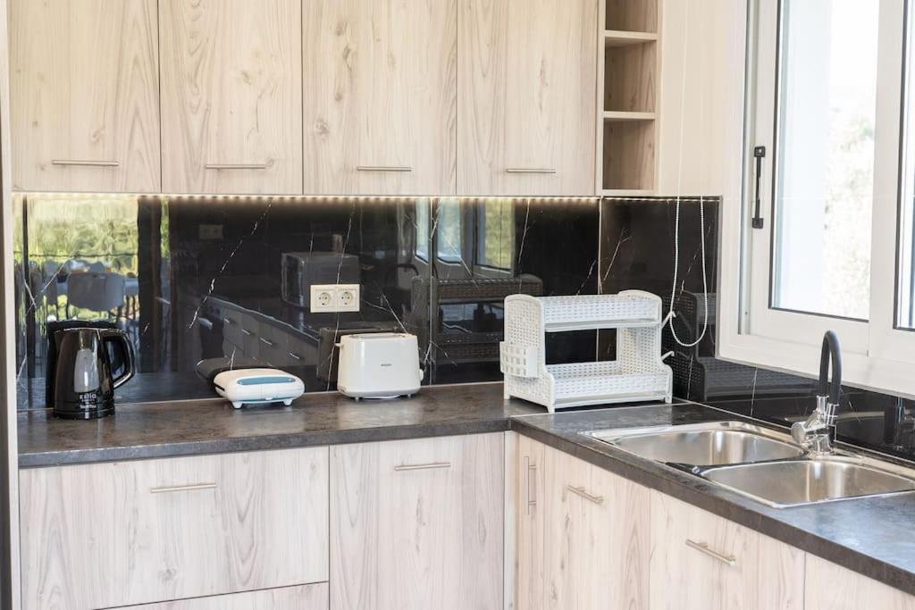 סבורונטה Afroditi Holiday Home- Green View Apartment מראה חיצוני תמונה